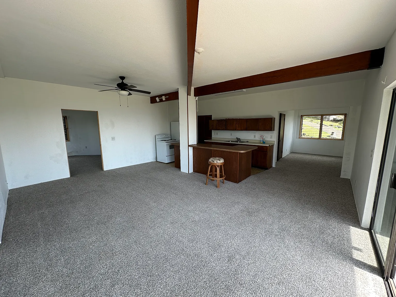 1 bed, 1000 sqft, $2,675 — Photo 4
