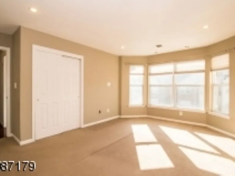 22 Frankie Ln — Photo 16