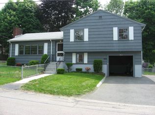 11 Clapp St, Milton, MA 02186