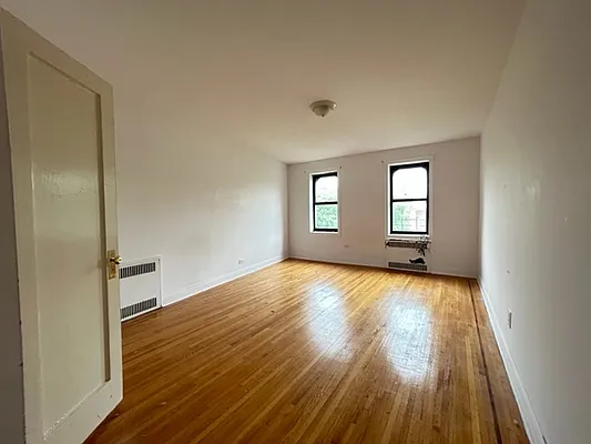 Rented by Lang Realty LLC | media 4