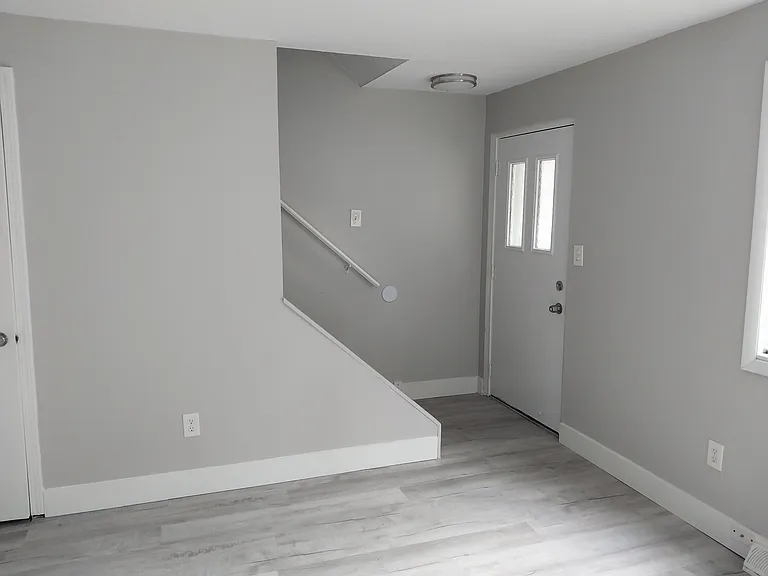 30522 Severn Ln — Photo 4