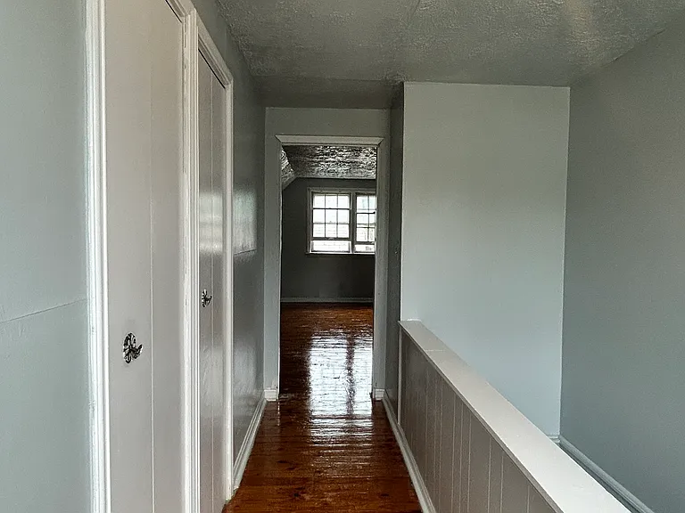 18805 Maple Heights Blvd — Photo 9