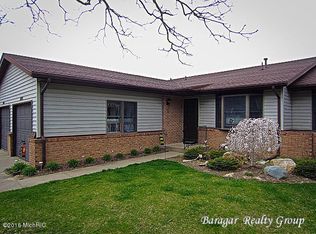 2153 Terrace Van Dr NE, Grand Rapids, MI 49505