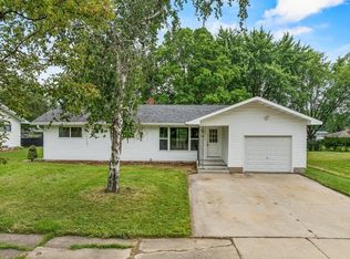 417 E Franklin St, Marshfield, WI 54449