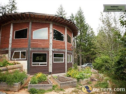 Chrysanthemum Lodge