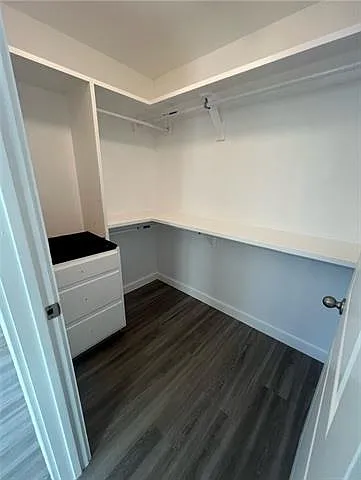 625 Papworth Ave #F — Photo 10