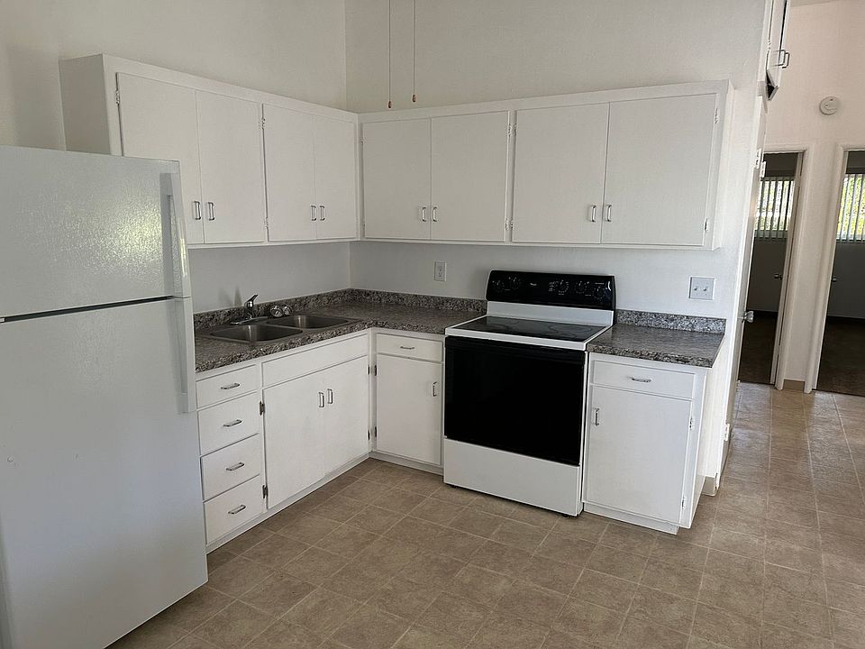 1st image of 600 Park Ave #20C