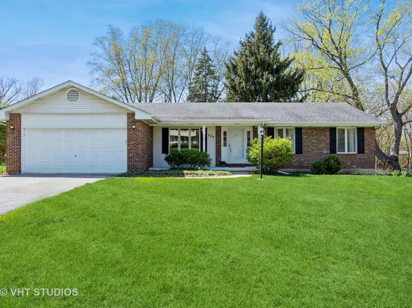 725 Mandrake Dr, Batavia, IL 60510