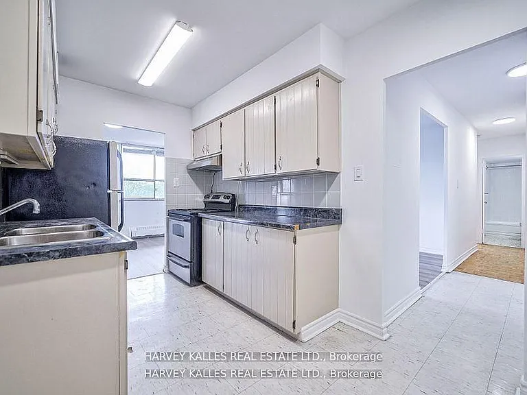 2000 Sheppard Ave W #306 — Photo 13