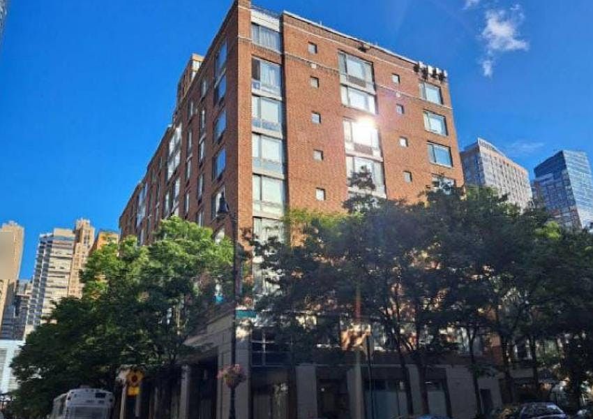 1st image of 21 S End Ave APT 432