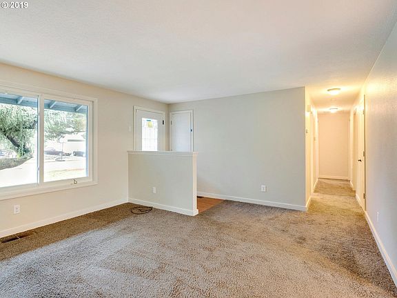 3rd image of 14913 SE Greenpark Cir