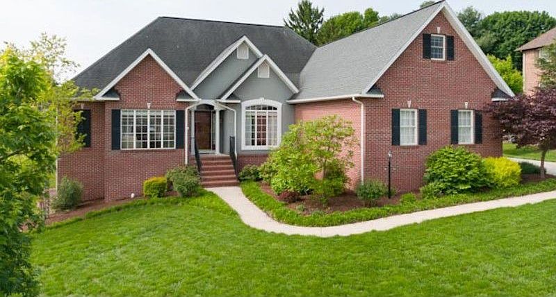 1st image of 217 Northview Dr
