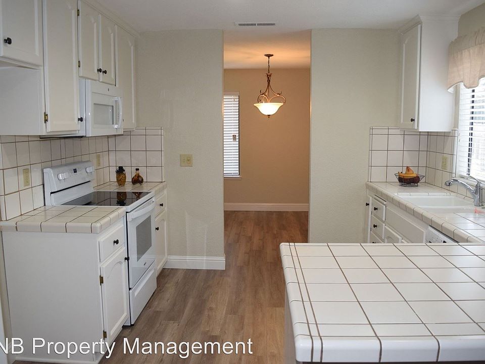 1st image of 5956 Willowynd Dr