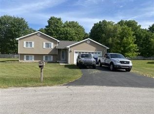 4680 Quail Ct, Traverse City, MI 49684