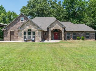 1302 E Main St, Lavaca, AR 72941