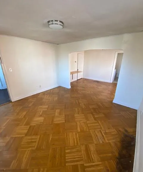 116 Wiltshire Ave #4 — Photo 3