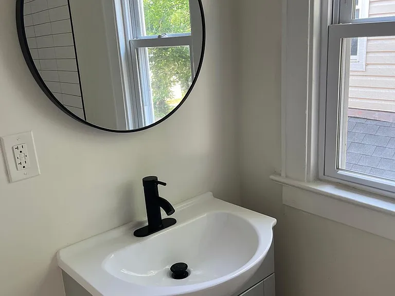 1229 Wilson Ave — Photo 23