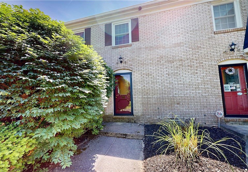 1st image of 824 S Chillicothe Rd Unit 14