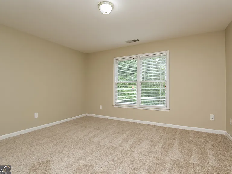 90 Observatory Dr — Photo 10