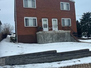 3208 Virginia Ave APT 2, West Mifflin, PA 15122