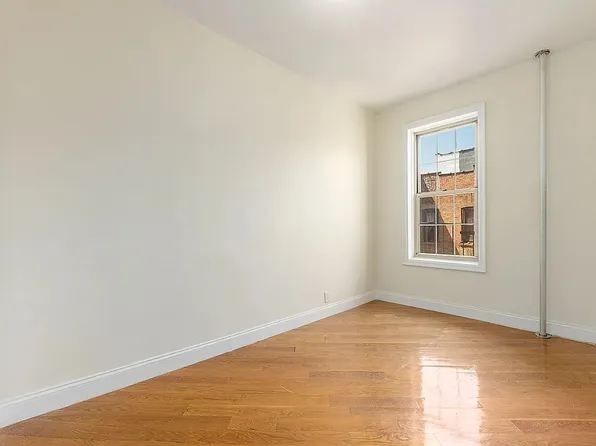 266 Washington Avenue image 1 of 5