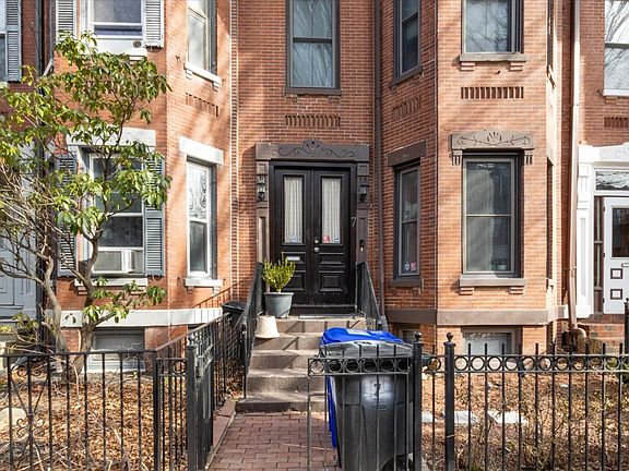 2nd image of 7 Worthington St #1