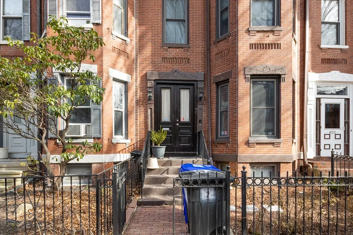 Building Photo - 7 Worthington St #1