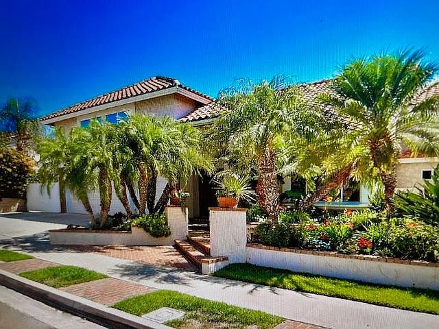Residence Street View