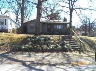 2100 S R St, Fort Smith, AR 72901