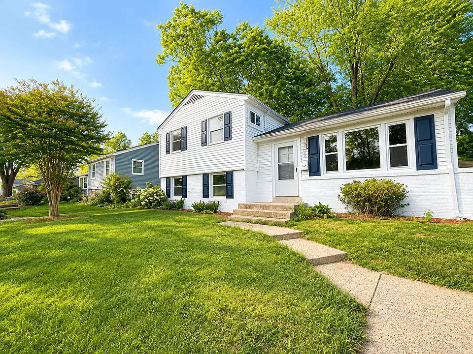 615 Edmonston Dr
