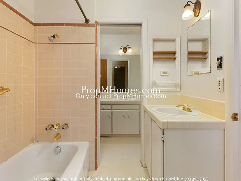 4111 SE Cooper St — Photo 11