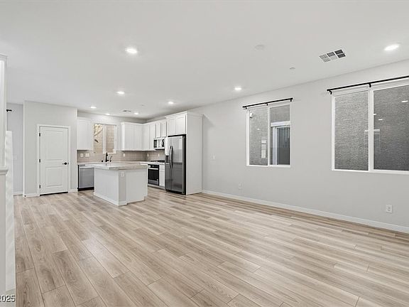 2nd image of 8609 Faxom St