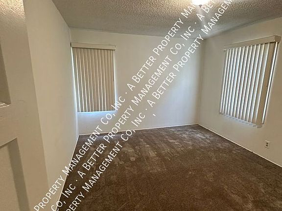 4th image of 1218 E 2nd St APT 9