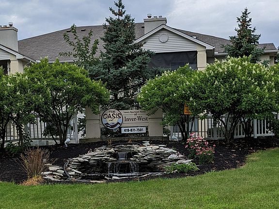 2nd image of 1101 Linden Ln #1170