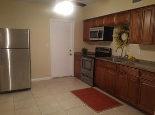 1112 NE 10th St #2, Hallandale Beach, FL 33009
