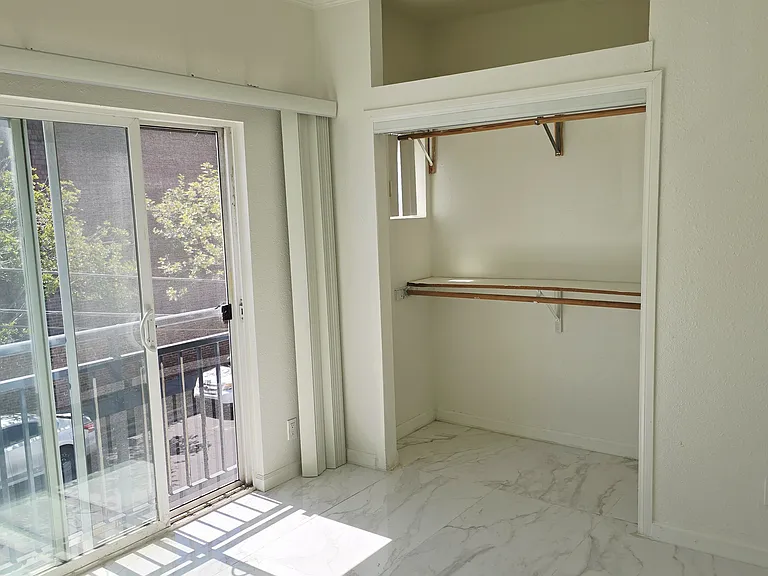 2230 E Ocean Blvd #19 — Photo 34