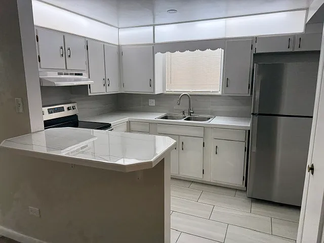 2360 E Vassar Ave — Photo 2