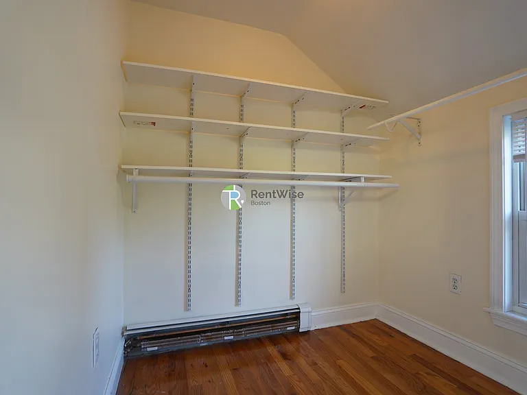47 School St — Photo 23
