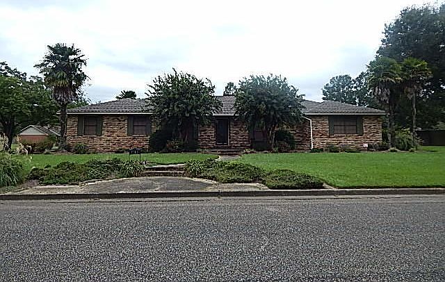 1st image of 1115 Juniper Dr