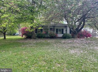 57 Sandy Ridge Rd, Fredericksburg, VA 22405