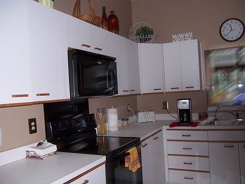 3rd image of 3015 Red Oak Ct APT 204