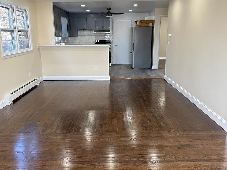 123 Summerfield Ave — Photo 2