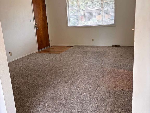 3rd image of 730 34th St