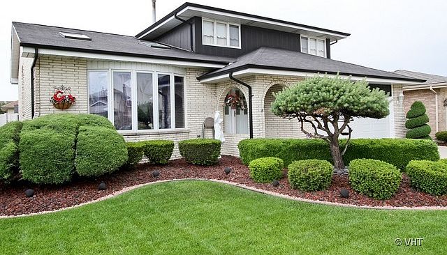 1st image of 10704 S Georgia Ln
