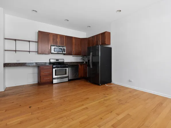811 W Eastwood Ave APT 101, Chicago, IL 60640