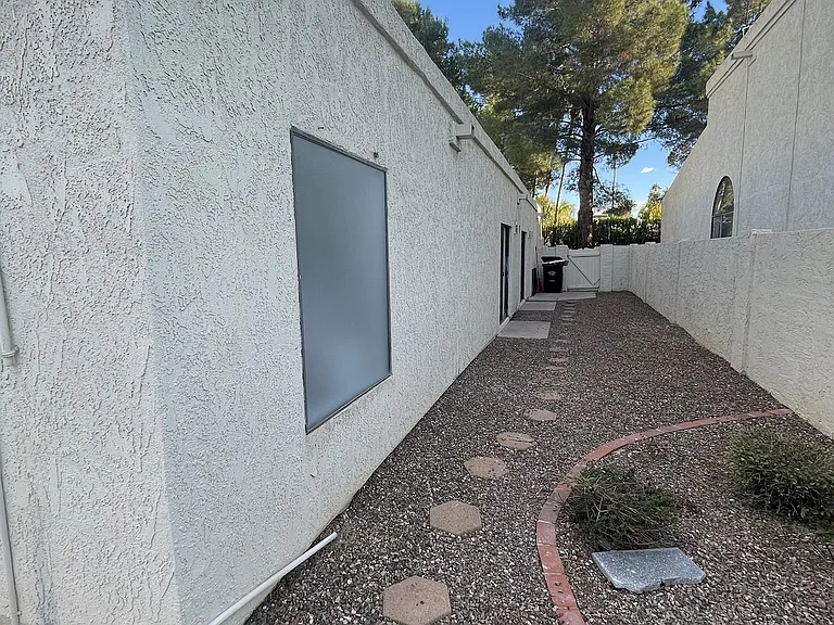 Side yard