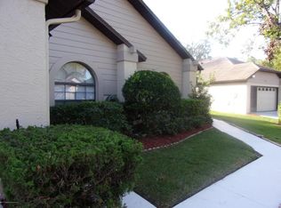 6733 Oak Cluster Cir, Spring Hill, FL 34606