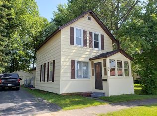 649 Court St, Sault Sainte Marie, MI 49783
