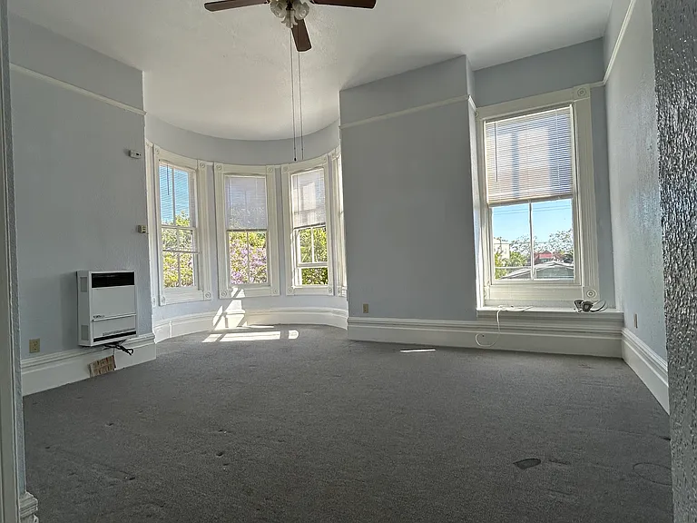 2017 San Antonio Ave #4 — Photo 3