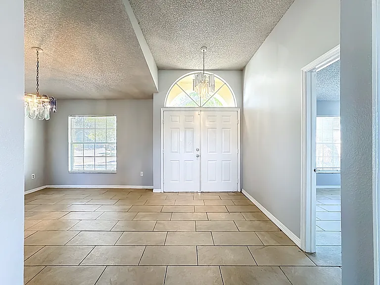 1603 Storington Ave — Photo 6